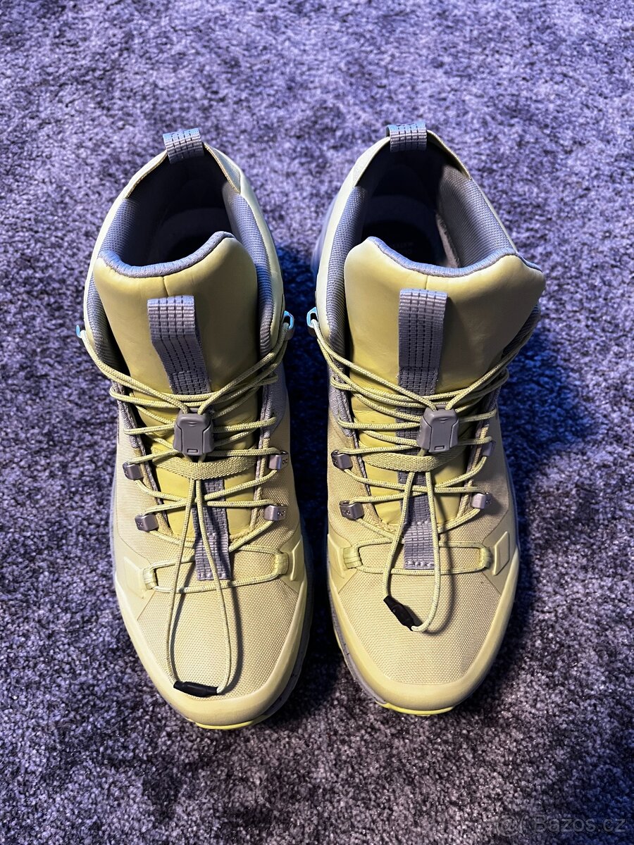 On Running, model Cloudtrax Waterproof. Velikost 38,5 - 3
