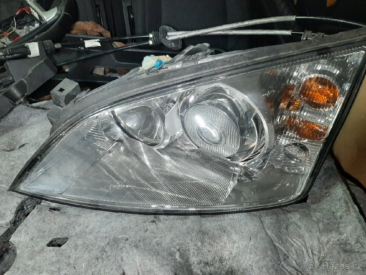 Ford mondeo mk3 Levý xenon - 3