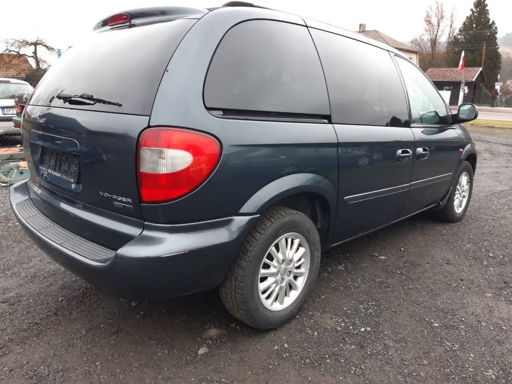 CHRYSLER VOYAGER 2,8 CRD AT - 3