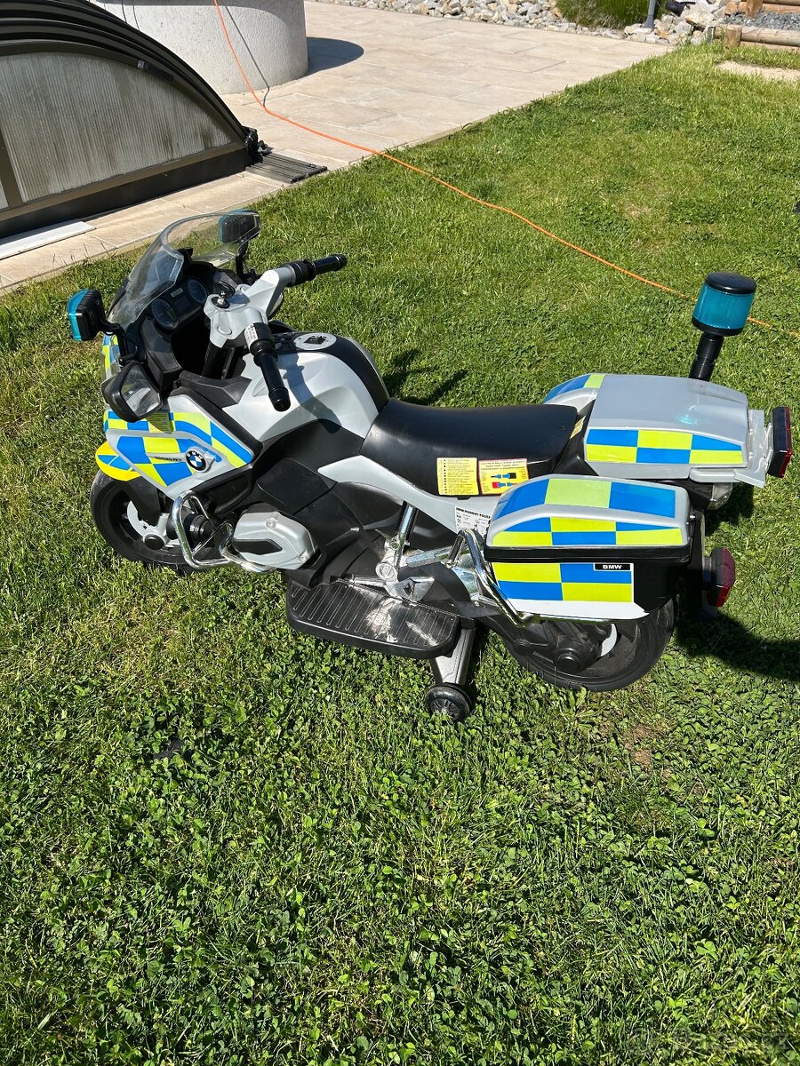 Motorka policie - 3