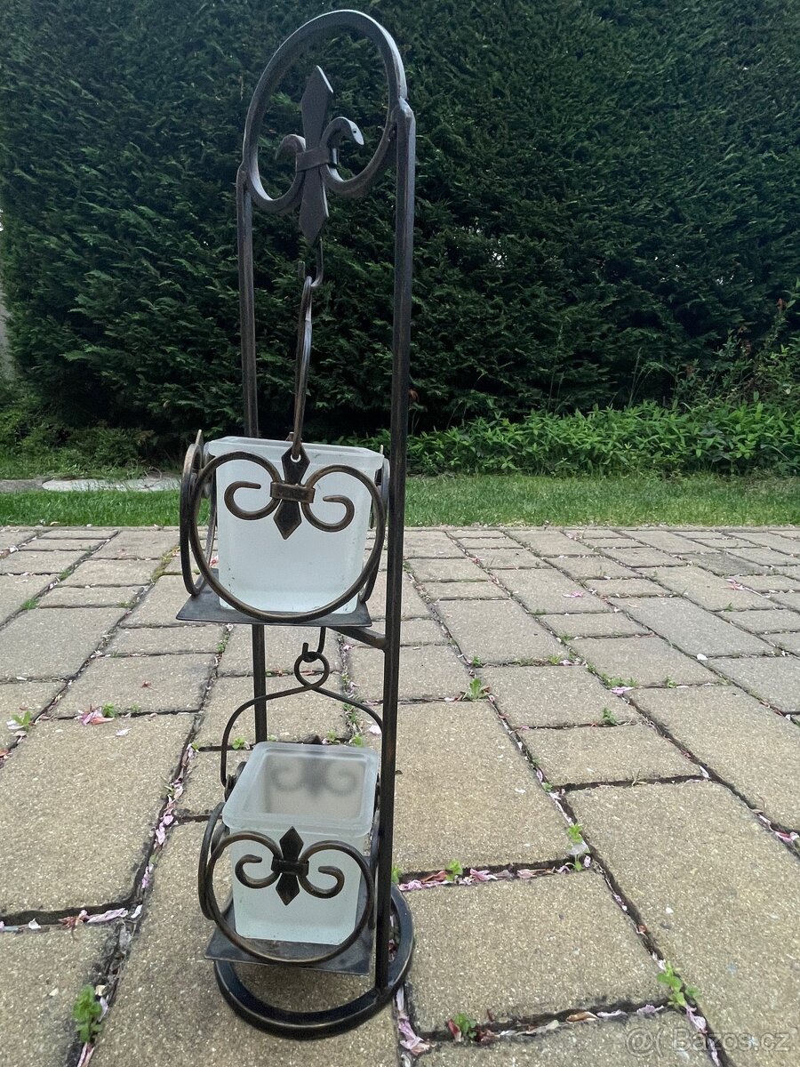 Kovový svícen na dvě svíčky - 3