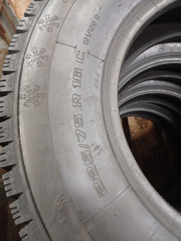 4ks Vraník 225/75 R16C HC2 zimní na dodávku nové - 3