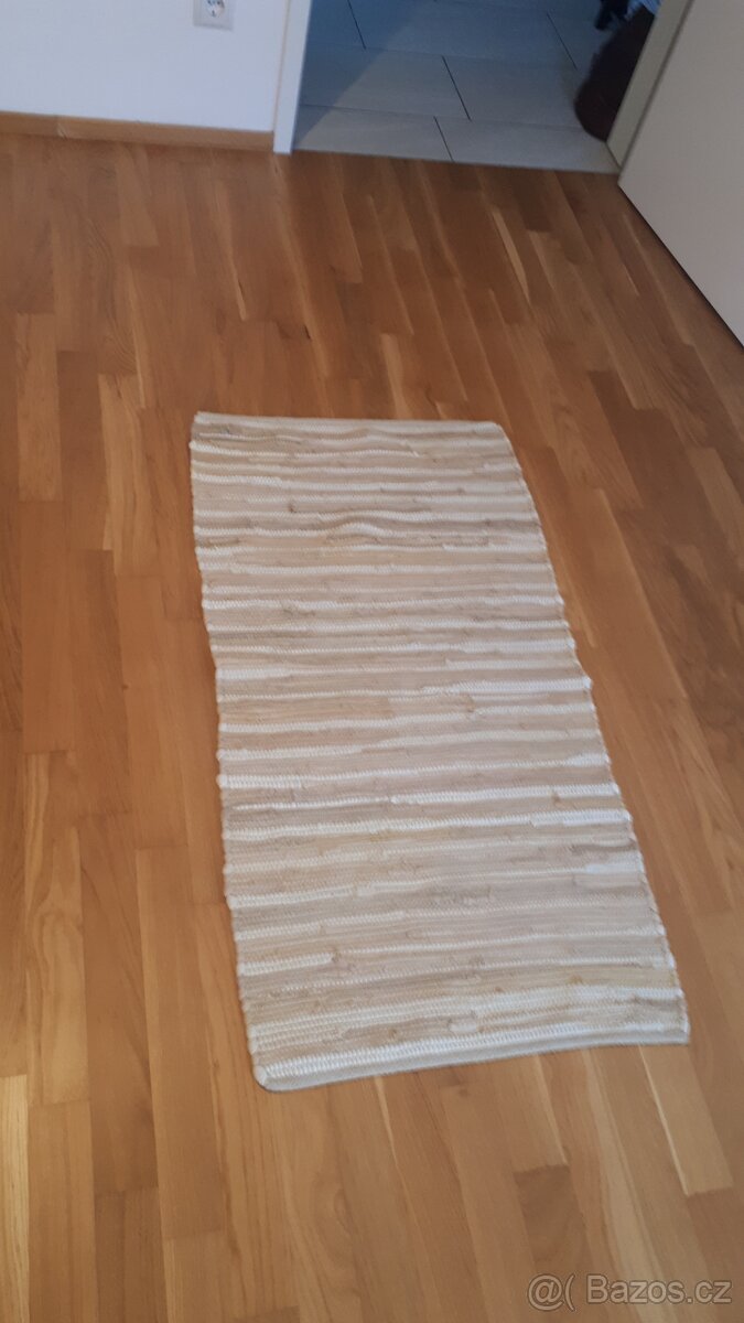 Krátce použitý kobereček 118×60 - 3