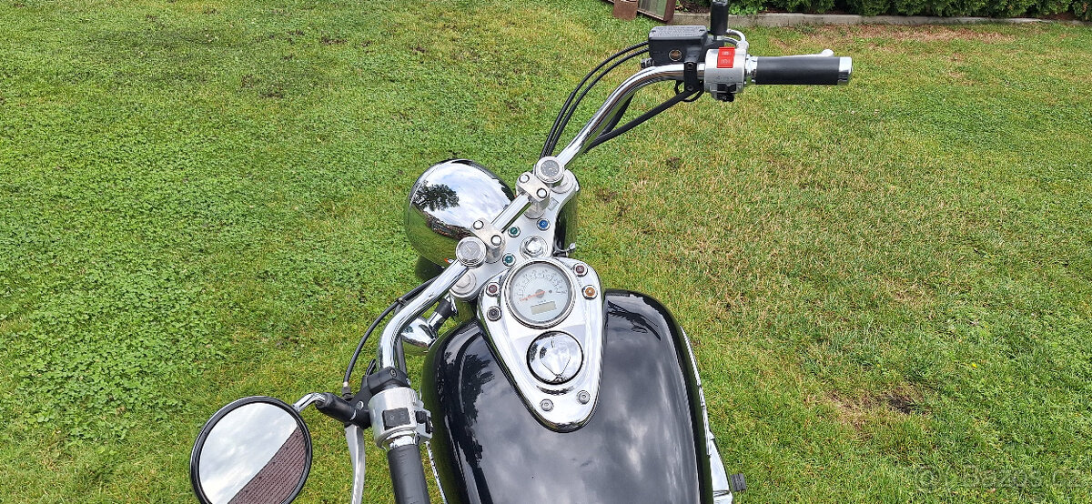 Honda shadow 750c - 3