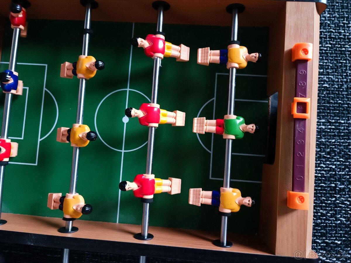 Dřevěný mini stolní fotbal - 3