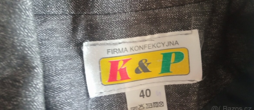 KOSTÝMEK VEL 40 - 3