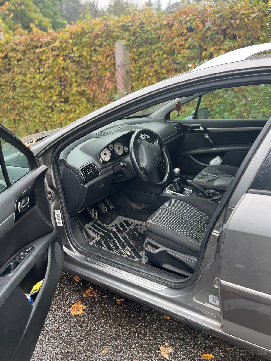 Prodám Peugeot 407 SW - 3
