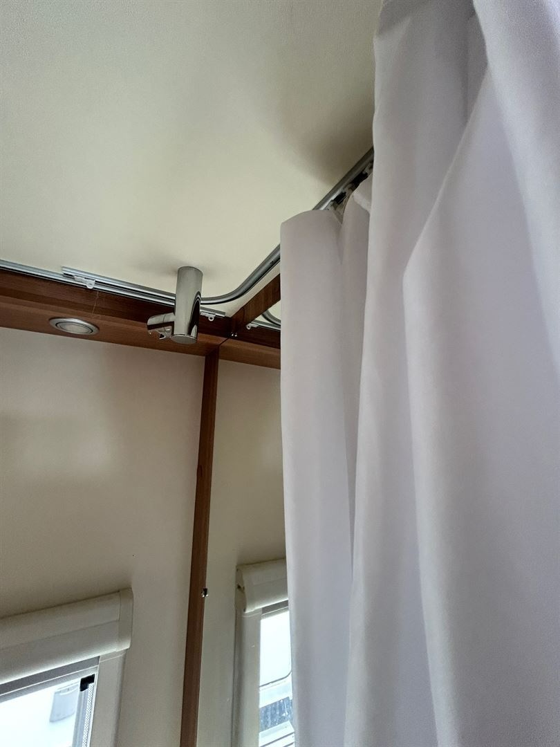 Prodám karavan Wieisberg 420 QD - 3