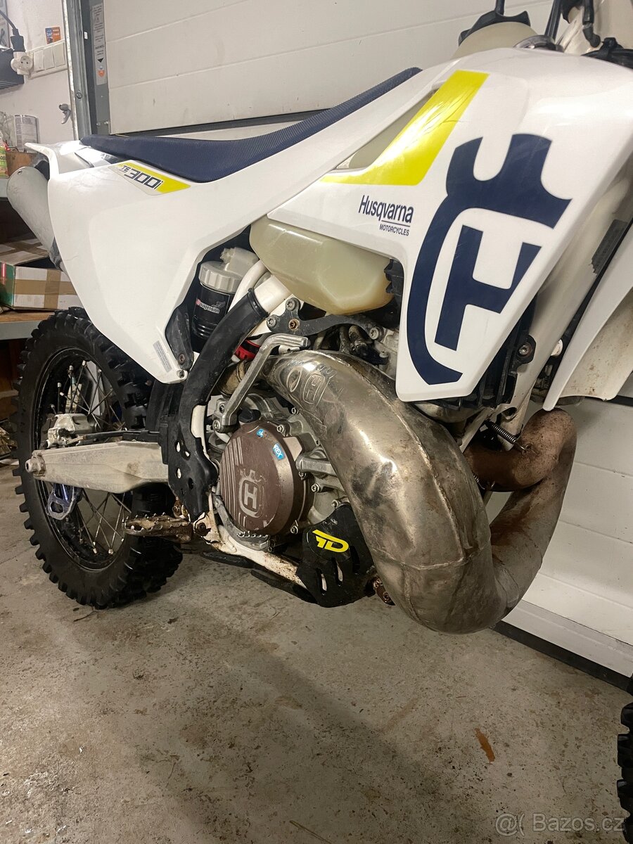 Husqvarna TE 300i - 3