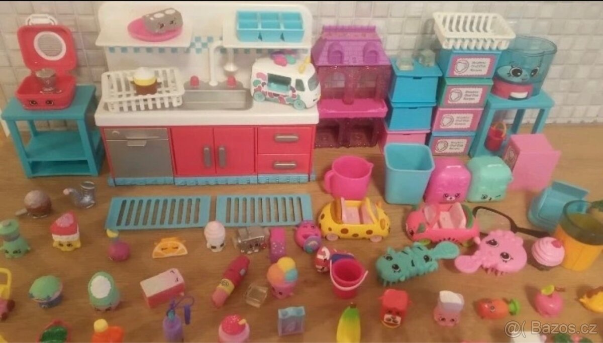 Littlest Pet Shop panenka + doplňky - 3