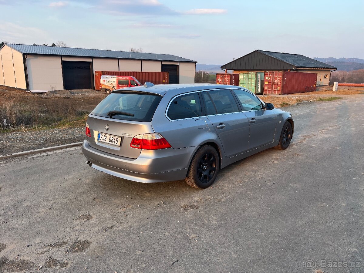 BMW E61 530d, silbergrau - 3