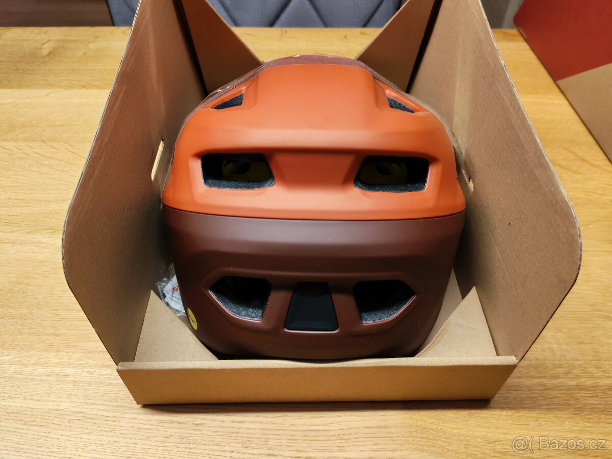 Prodám přilbu Specialized - 3