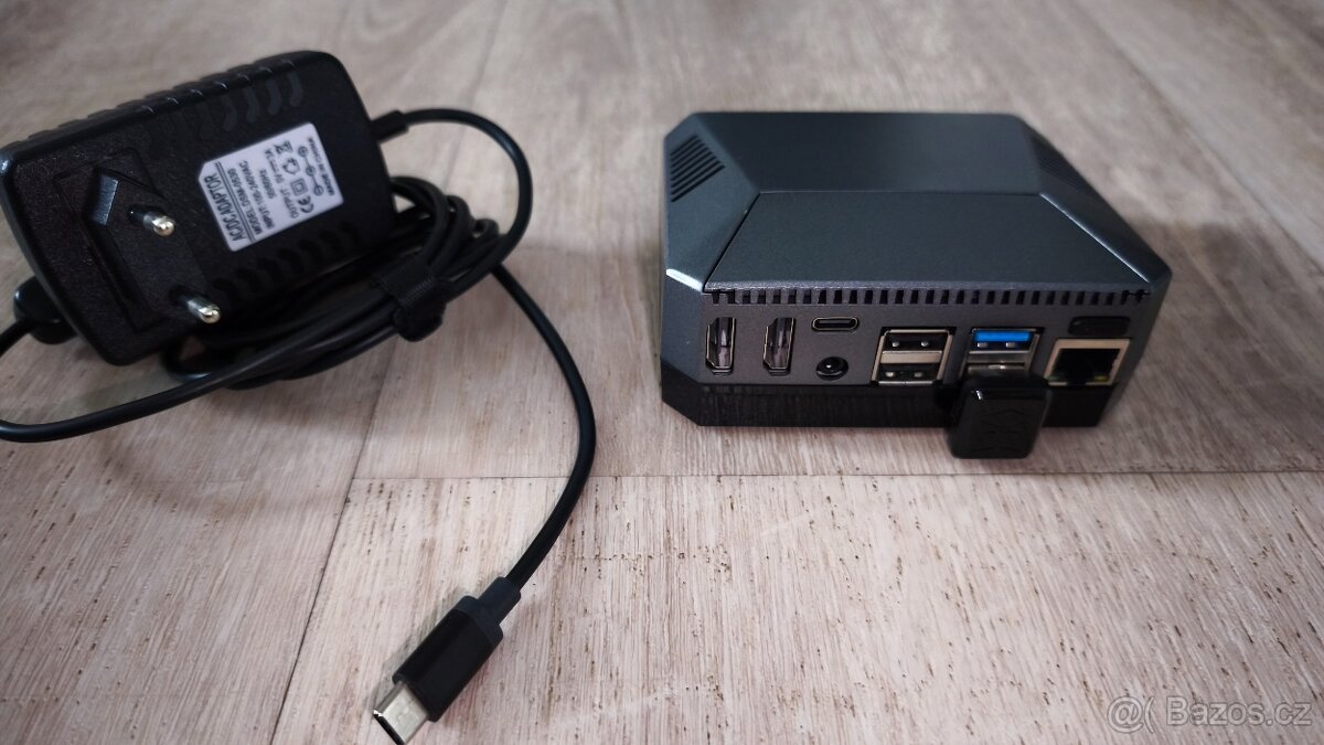 Raspberry Pi 4B, 4GB, Argon One M.2 - 3