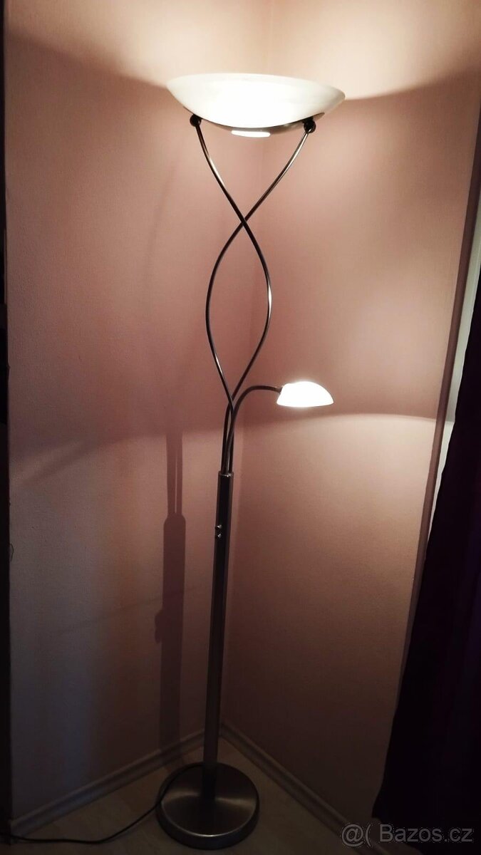 Lampa interiérová - 3