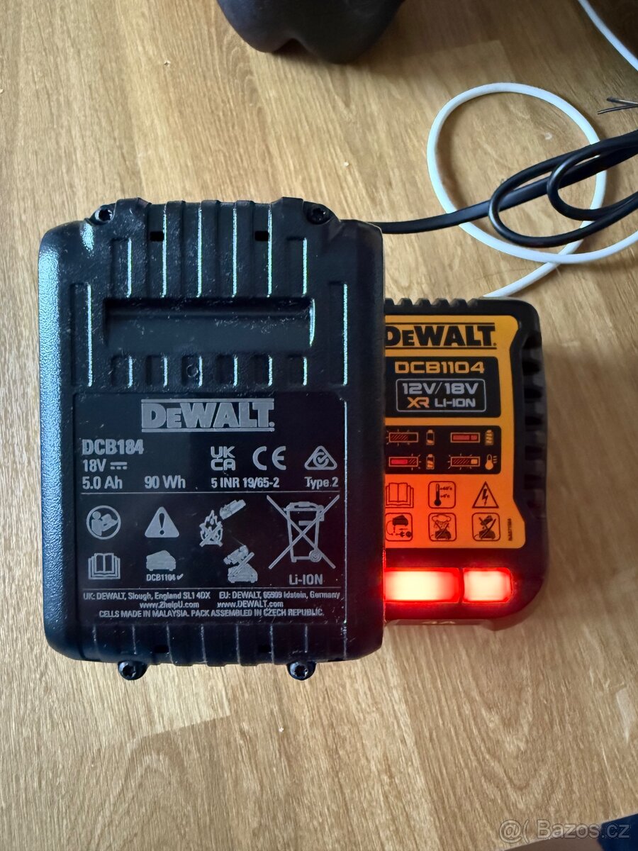 Dewalt 18V 5 Ah + nabíječka - 3