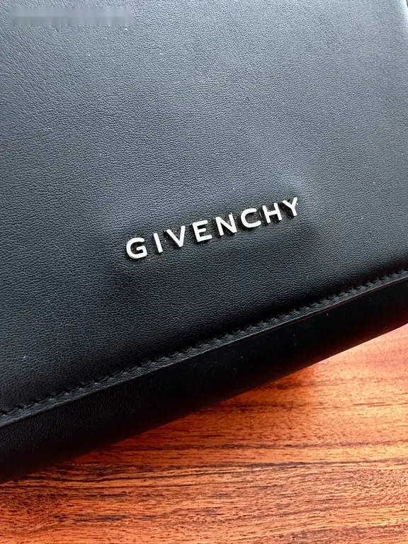 Givenchy kabelka - 3
