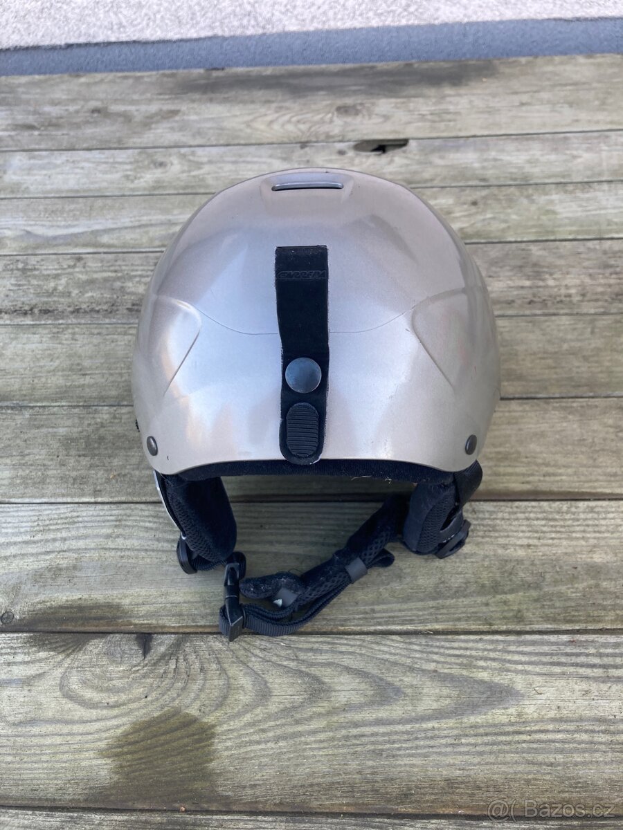 Lyzarska helma Carrera - 3