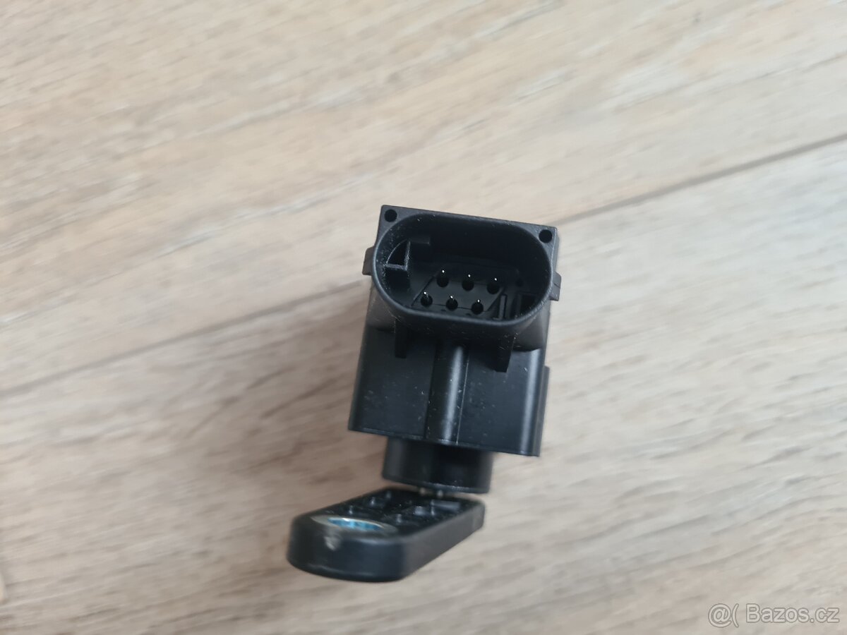 NOVÉ Čidlo úrovně výšky světel Octavia, Superb atd - 3