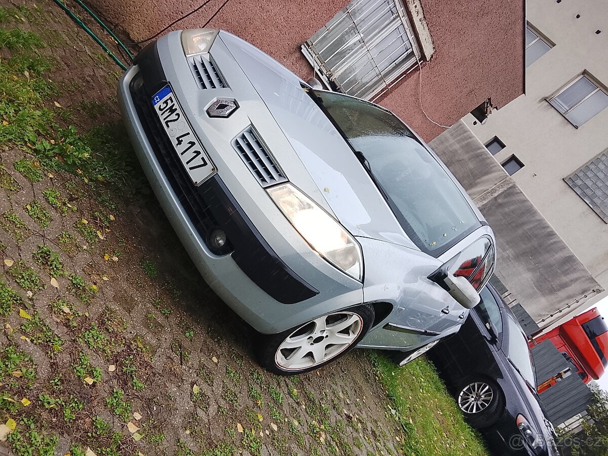 Relant Megane mk ll - 3