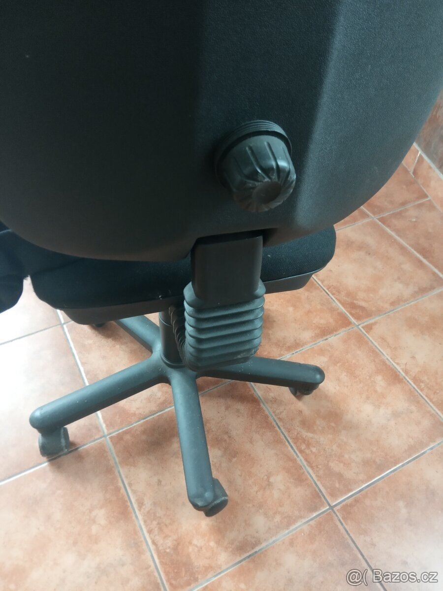 Kancelářská židle k PC, počítači, studentská - 3