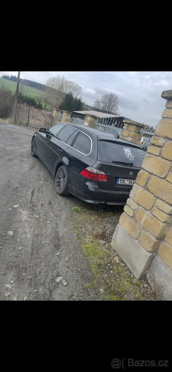 Prodám BMW e61 530d automat - 3