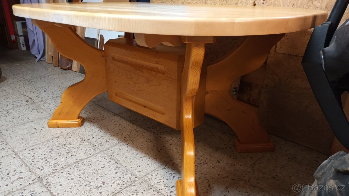 jídelní stůl - 3