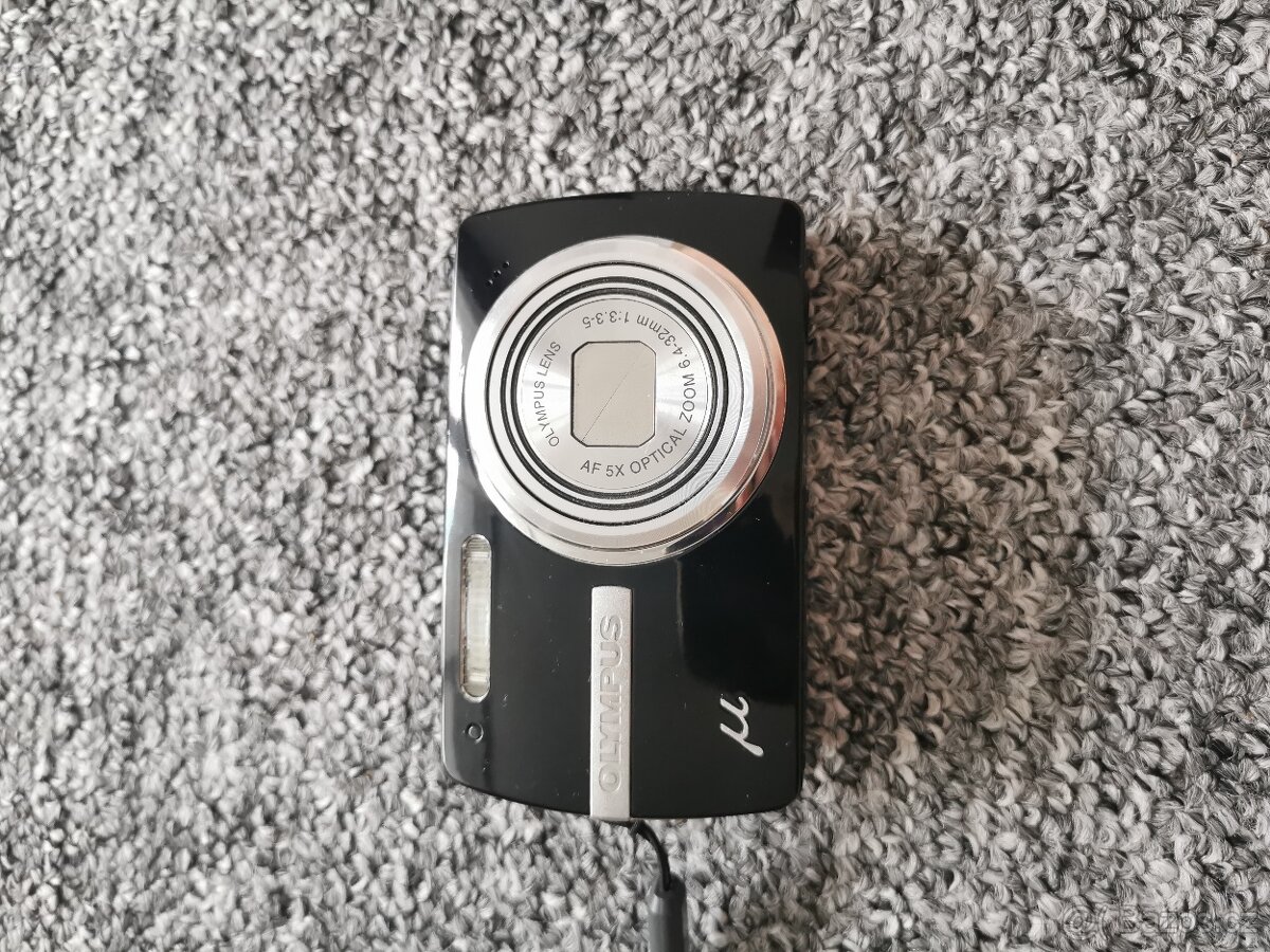Prodám fotoaparát Olympus - 3