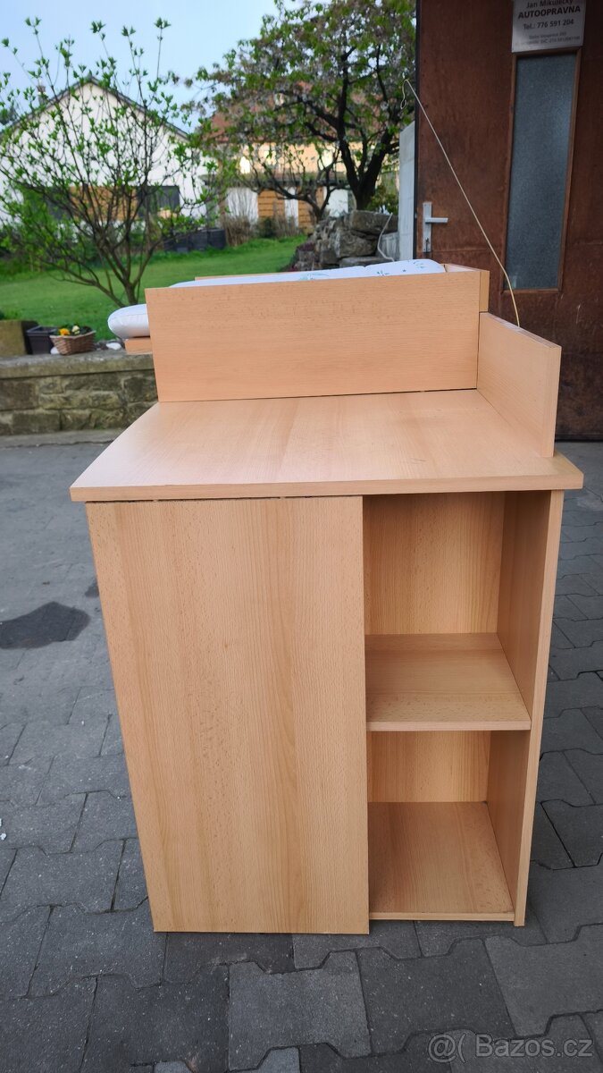 Přebalovací pult - 3