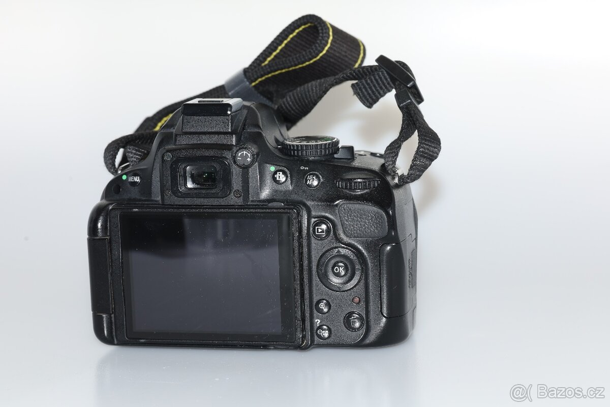 Nikon D5100 | 2× baterie, nabíječka, SD karta - 3