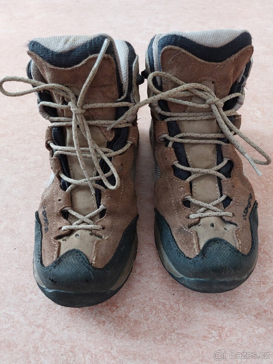 Boty La Sportiva, vel. 37
- 3