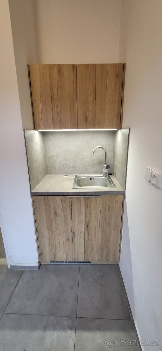 Pronájem bytu 1+kk, 34 m² – Olomouc, ul. Dómská - 3