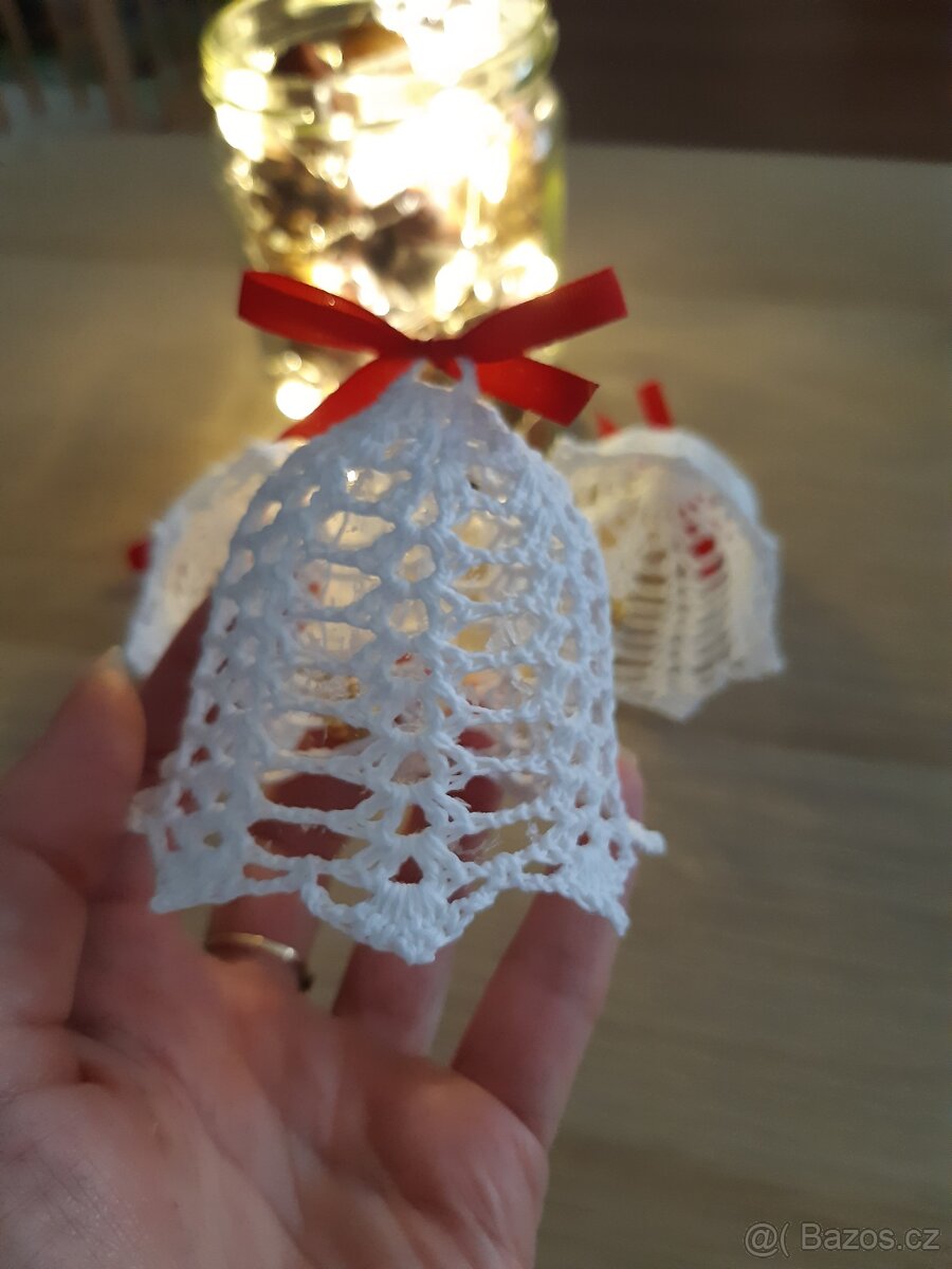 Háčkované zvonečky s rolničkou - 3