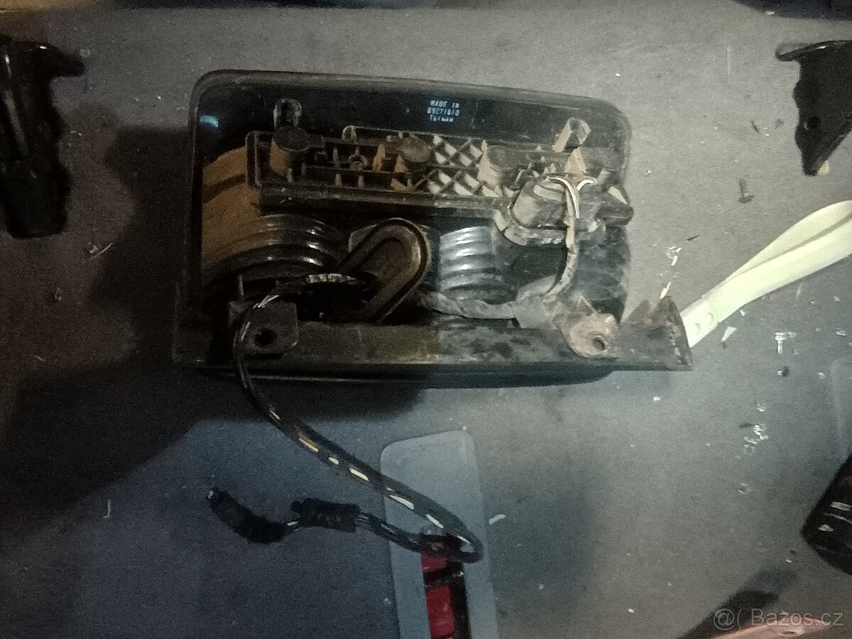 Caddy zadní světla - 3