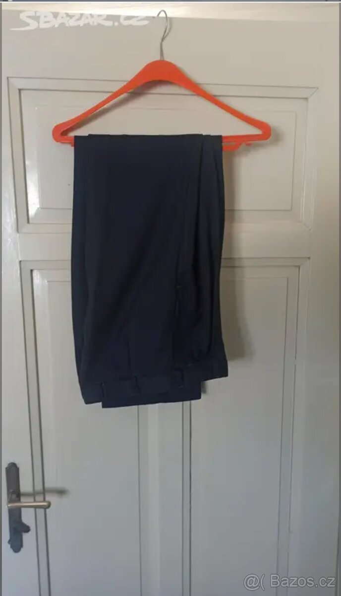 Pánský tmavě modrý oblek - 3