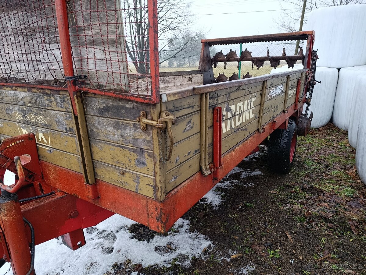 Rozmetadlo hnoje Krone - 3