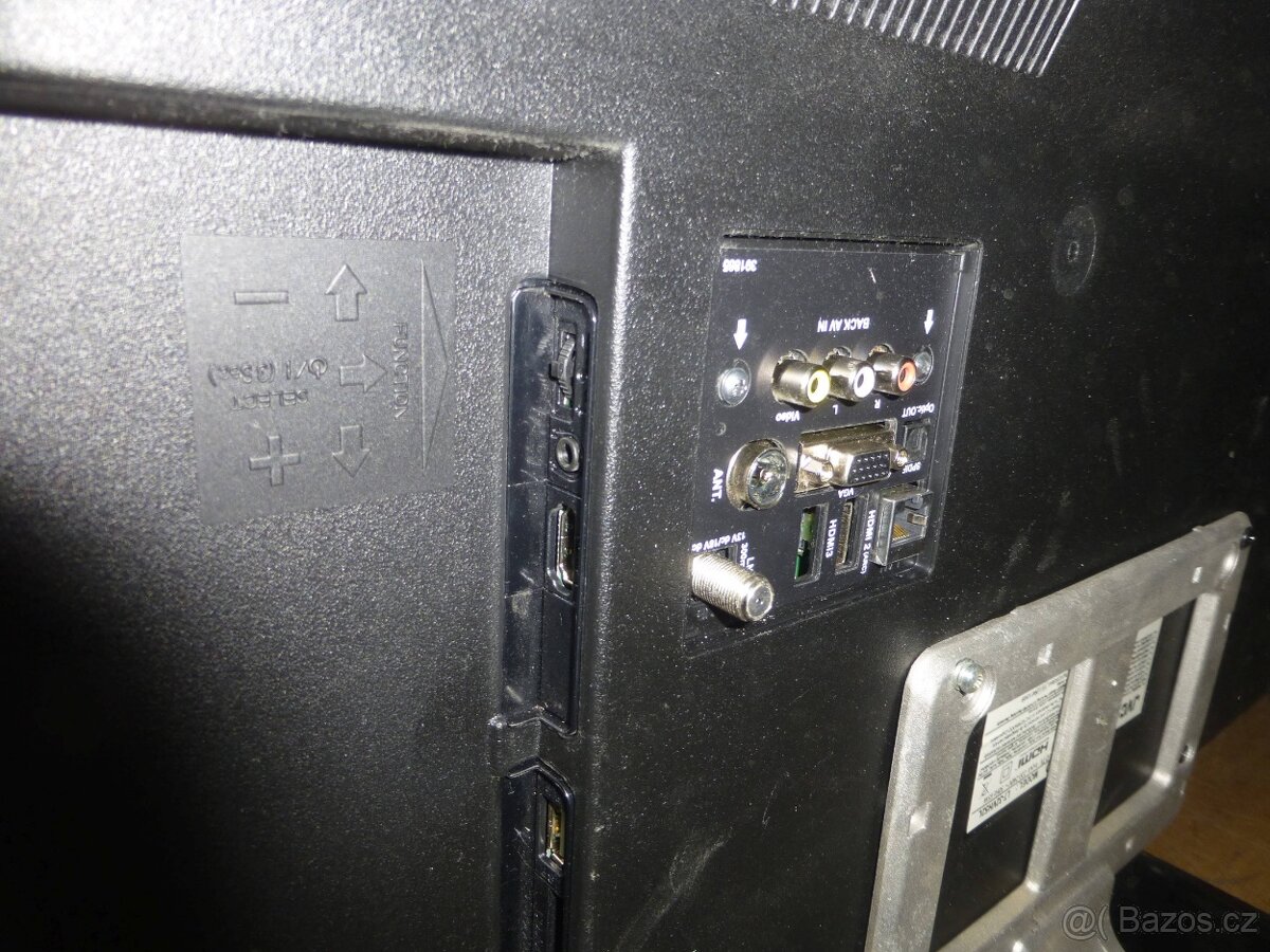 LED televize 80 cm JVC, 32 palců, DVB-T2, YouTube - 3