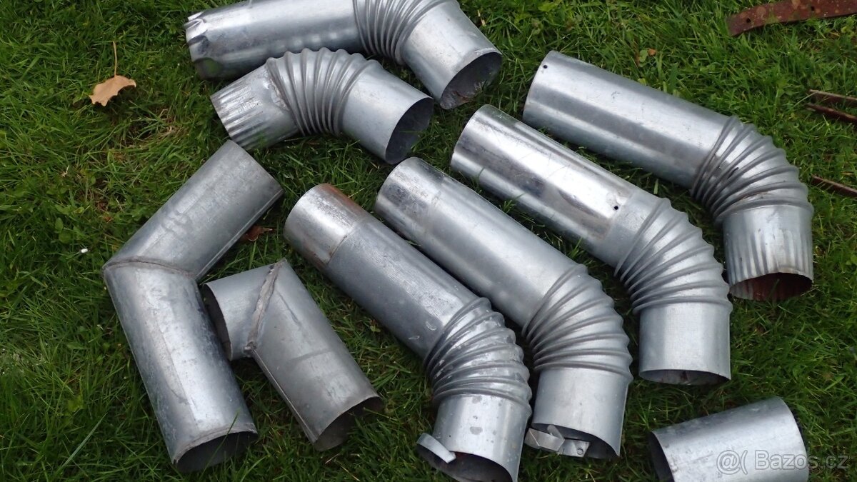 Okapové háky, kolena na svody - 3