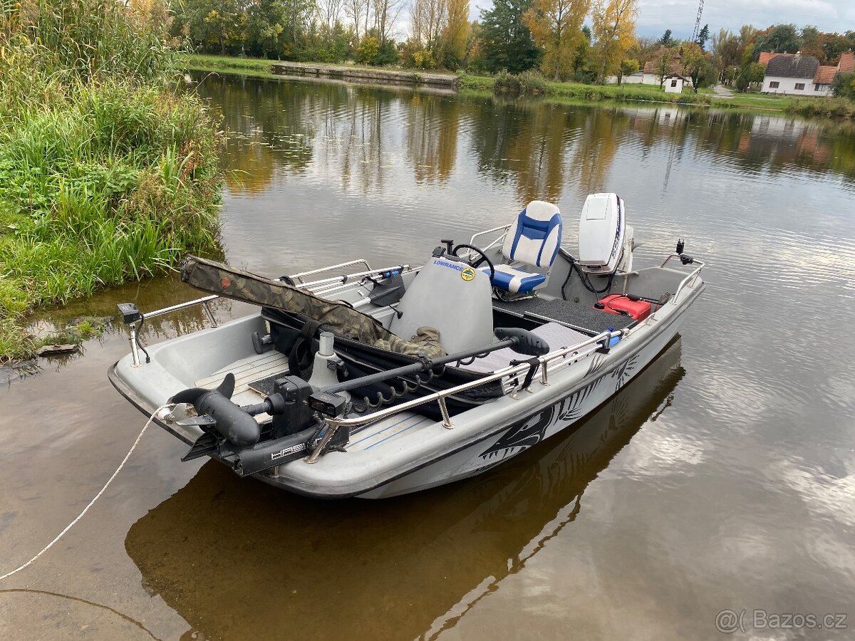 Clun lod boston whaler 13" nepotopitelná lod rybařský clun - 3