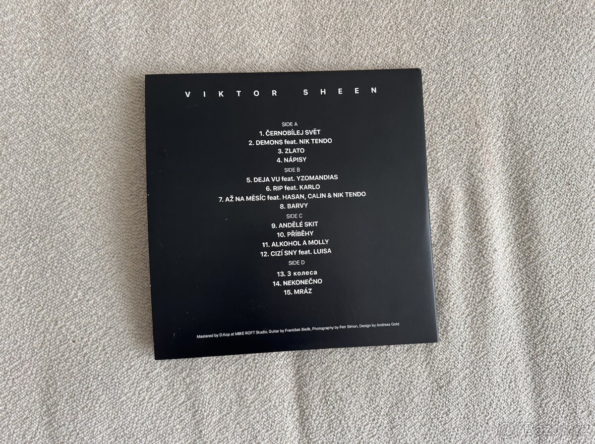 2LP Viktor Sheen – Černobílej Svět - 3