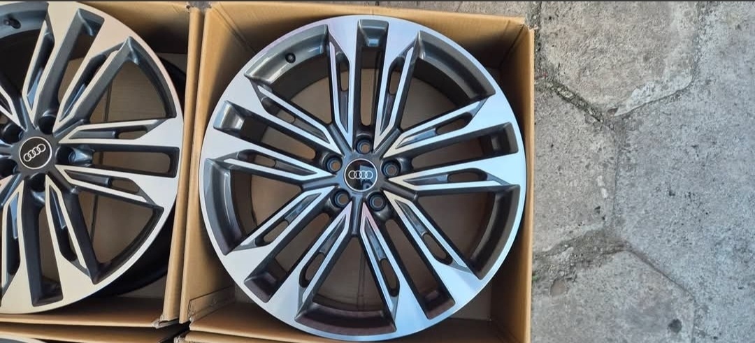 Originální ali kola Audi A6 C8 R21 - 3