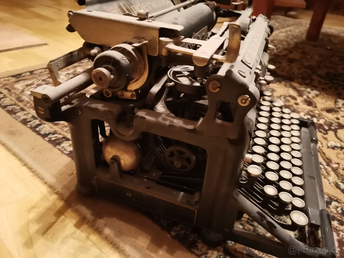 Psací stroj - 3