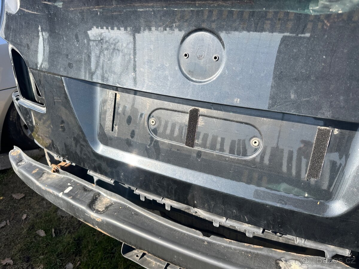 Bmw e61 zadní víko kufru - 3