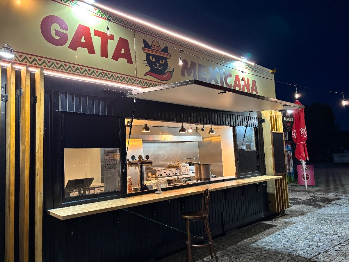 Prodám zavedený gastro stánek - 3