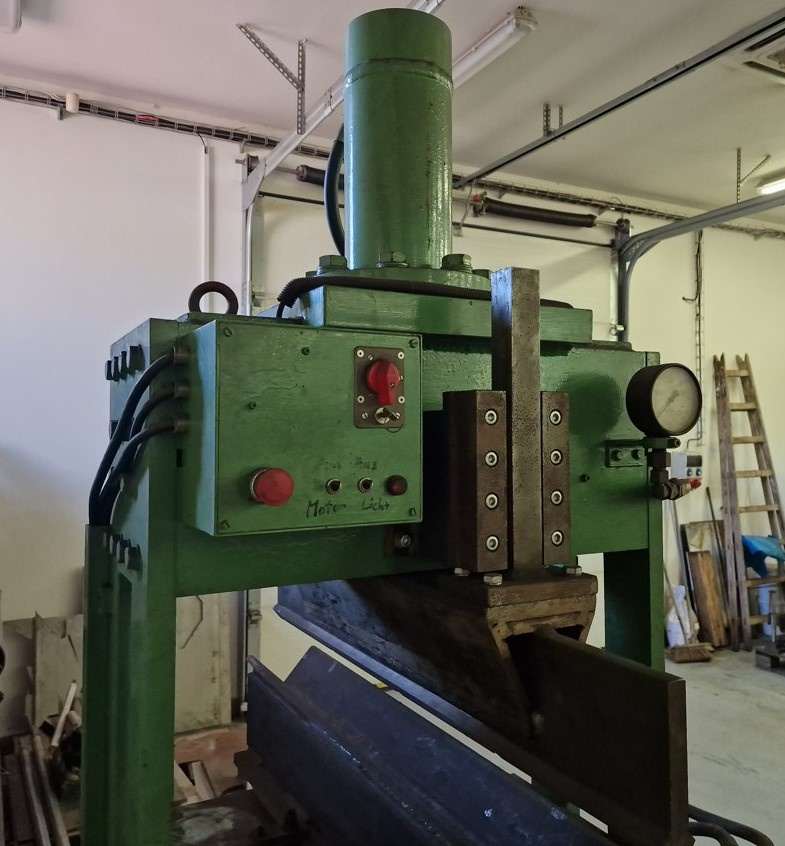 Hydraulický lis - 3