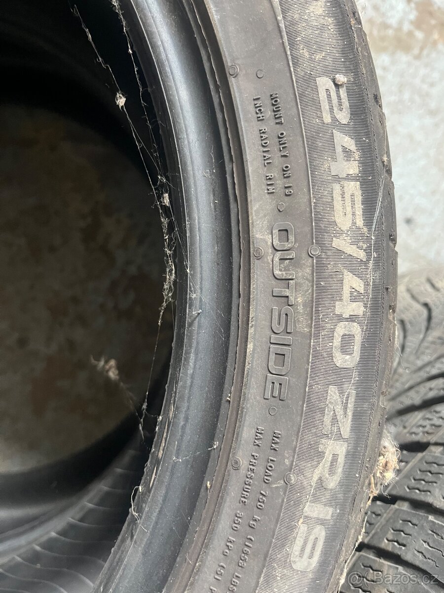 Nokian 245/40 R19 - 3