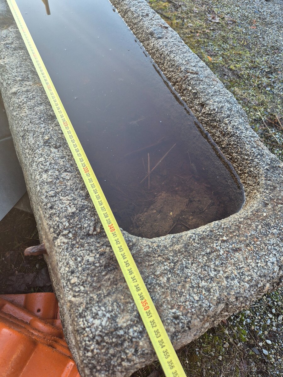 Kamenné koryto 355 cm - 3