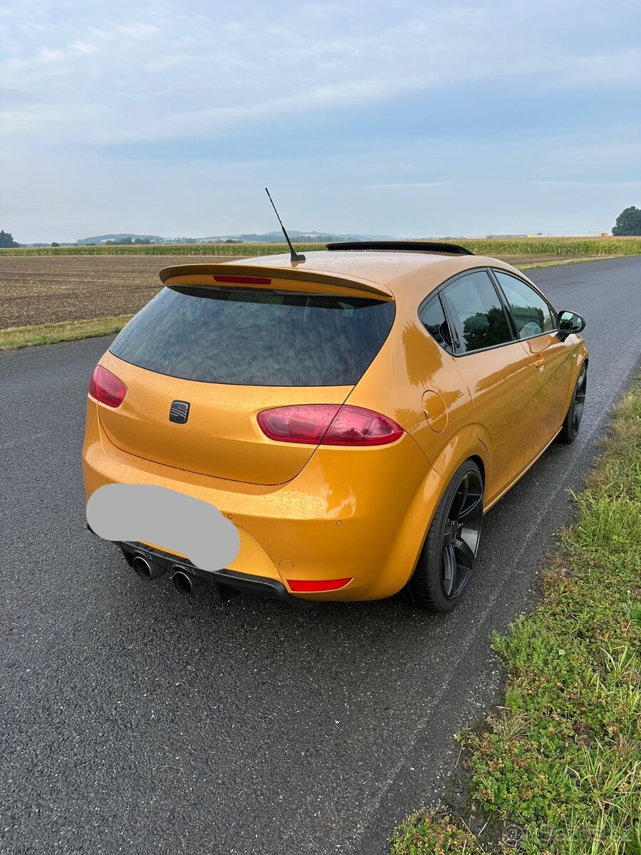 Seat Leon CUPRA r 195kw - 3