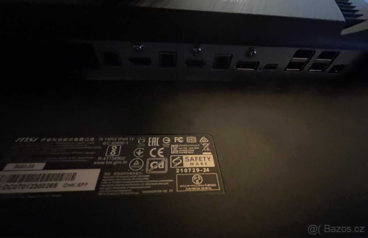 32" MSI Optix MPG321UR-QD s Quantum Dot/3 840 × 2 160/144Hz - 3