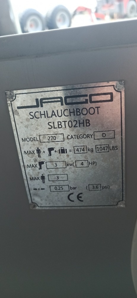 nafukovací člun 3 metry s motorem 5 hp - 3