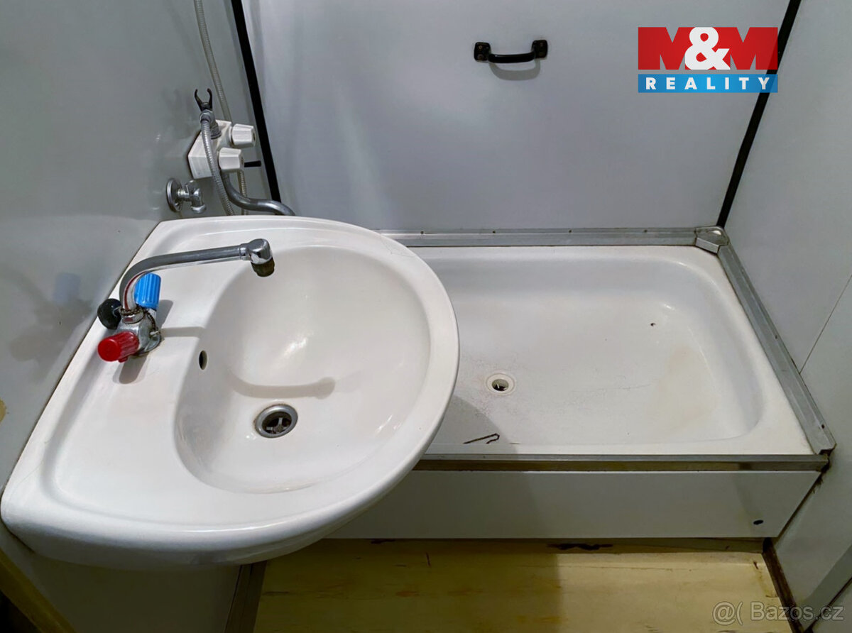 Pronájem bytu 1+kk, 34 m², Kopřivnice, ul. Pod Morávií - 3